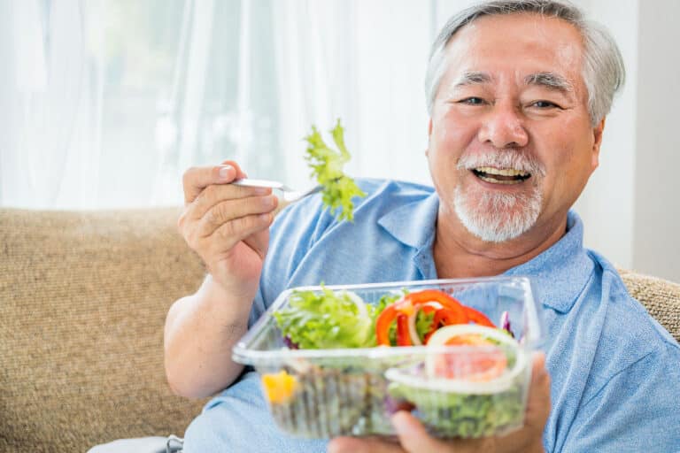 Home care assistance provides seniors with nutritional support as they age in place.